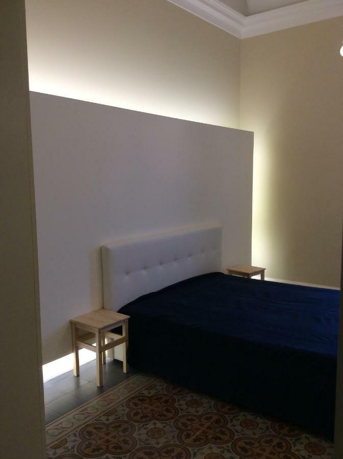 Suite Con Terrazza In Centro Storico Κατάνια Εξωτερικό φωτογραφία