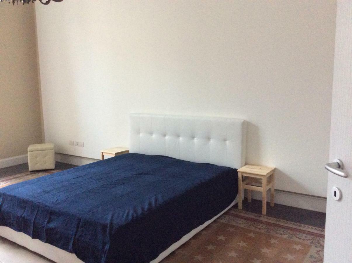 Suite Con Terrazza In Centro Storico Κατάνια Εξωτερικό φωτογραφία